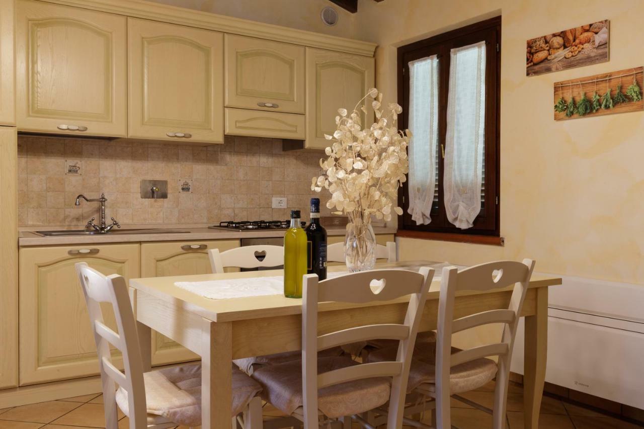 Villa Borgo dei Gigli Lamporecchio Esterno foto